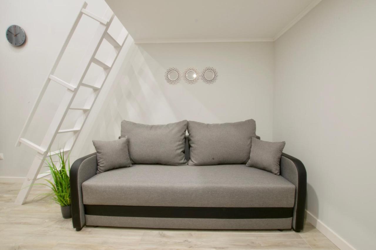 בודפשט Standard Apartment By Hi5 - Csengery 3 מראה חיצוני תמונה